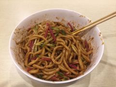 -黑八私房老北京炸酱面