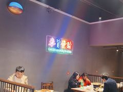 -老街烧烤大排档·地道湖北菜·龙虾馆(汉口火车站店)