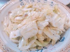 -黄桷树曹家私房菜(江与城店)