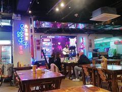 大堂-马路牙子地桌烤肉(工体店)