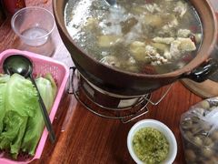 -威邵鸡煲(西华路总店)