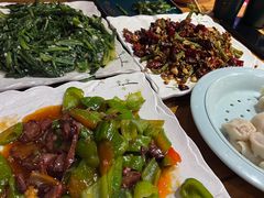 -小俩口烧烤东北菜(双井店)