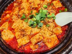 -万重锦·人文川菜馆(骡马市店)