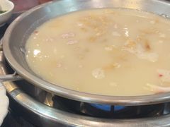-老来福·非遗酸汤兔(凯旋路店)
