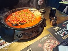 -吞鱼兽麻辣烤鱼(万达店)