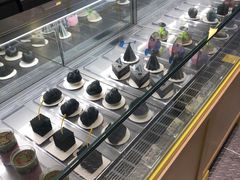 -好利来(建邺吾悦广场Lab主题店)