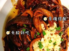 响油鳝丝-老船坞水上餐厅(亚洲大酒店  东四十条店)