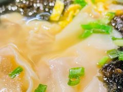 鸡汤鲜虾小馄饨-绿茶餐厅(崇文门新世界店)