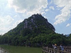 -星湖旅游景区七星岩