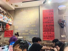 -爆炸头阿姨小四川正宗川味小吃(无任何分店)