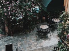 -花苑里咖啡(威远店)