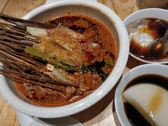 -嘉州叶婆婆钵钵鸡(建设路店)