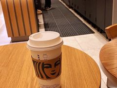 -星巴克臻选(成都环球乐天店)
