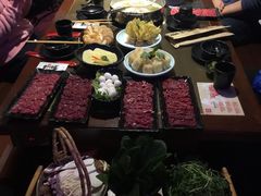 -左庭右院鲜牛肉火锅(新梅广场店)