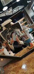 -PE SALON