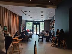 -星巴克臻选(青岛金狮广场店)