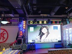 -马路牙子烧烤音乐酒馆(望京店)