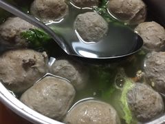 -飞厦老二手槌牛肉丸店