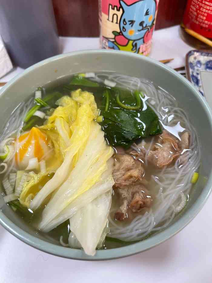 涵香麻辣烫(文化路店)-"[薄荷]环境:环境不错人很多需要排队,.