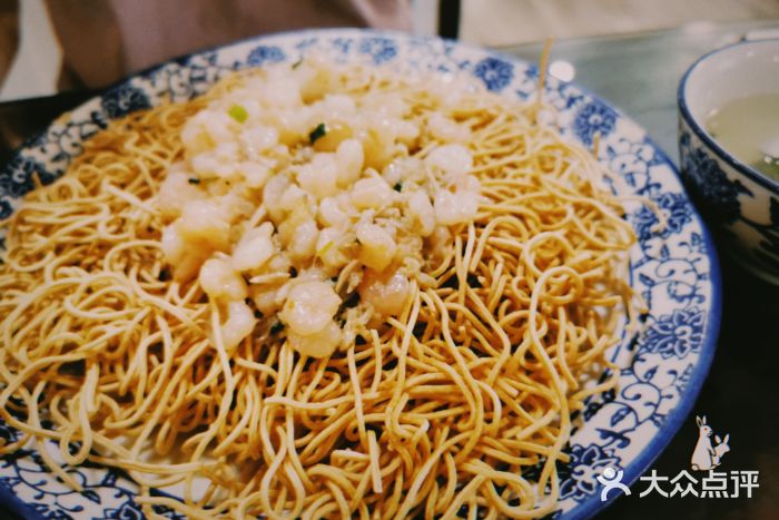 裕兴记•蟹黄面馆(人民广场店)虾仁蟹粉两面黄图片