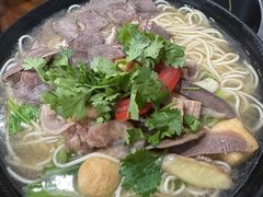 -牛小隆牛肉面馆(四牌楼店)