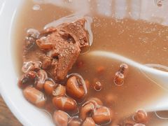 赤小豆炖龙骨汤-林尧隆江猪脚饭店(东门店)