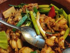 -八府香鸭·啫啫煲(华山路店)