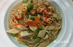 Spicy Crawfish Noodles