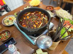-黔有有贵州酸汤夺夺粉火锅(五味十字店)