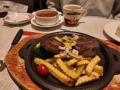 -香港新发烧腊茶餐厅(书城店)