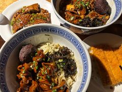 -沪西老弄堂面馆(定西路店)