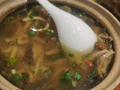 -那家老院子东北菜·饺子·小鸡炖蘑菇(艳华街店)