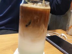 -ZING COFFEE 镜咖啡