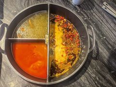 小嫩牛专利T型锅（一锅三吃）-热火朝天鲜切牛肉火锅(南强街巷店)