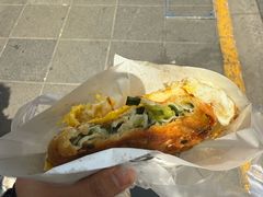 -沪上王记葱油饼(襄阳南路店)