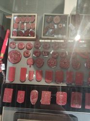 -灵彩珠宝(朗香街店)