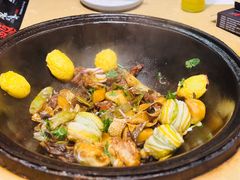 -万里闯关东铁锅炖菜馆(高新旗舰店)
