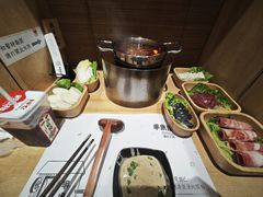 -独食火锅·半米屋台(直营总店)