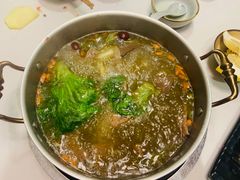 -菌子鲜汤野生菌锅