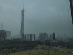 -广州塔卢特斯法国旋转餐厅