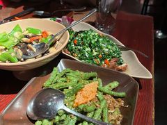 大理风味葱椒鸡-花马天堂云南餐厅 Lost Heaven(外滩店)