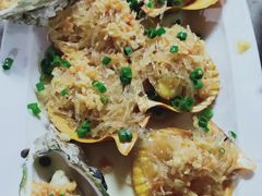 -四川小胡子海鲜(丁村万人海鲜广场店)