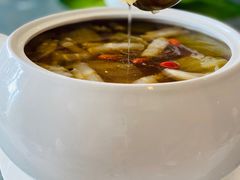 芥菜炖小鱼肚-世博源公馆·本帮融合菜·主题包厢·江景餐厅