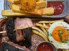 -HELLO 27 意面·沙拉·帕尼尼