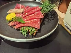 -山川小町·极番烧肉(新地假日广场店)