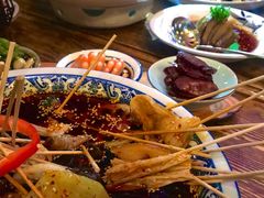 -胡桃里音乐餐厅(陶溪川店)(川湘赣菜·世界百大酒庄直供红酒·音乐表演)