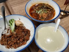-村外有星光小食铺(解放碑1089店)