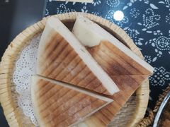 -八两八金·莱芜特色炒鸡(市南漳浦路店)