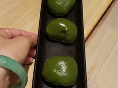 艾草青团-弄堂小笼包(天津南开大悦城店)