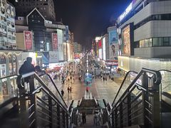 -龍歌自助小火锅(市南金茂湾店)